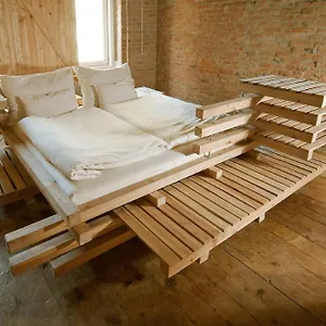 wiener-gaste-zimmer-bed-breakfast.vienna-besthotels.com/