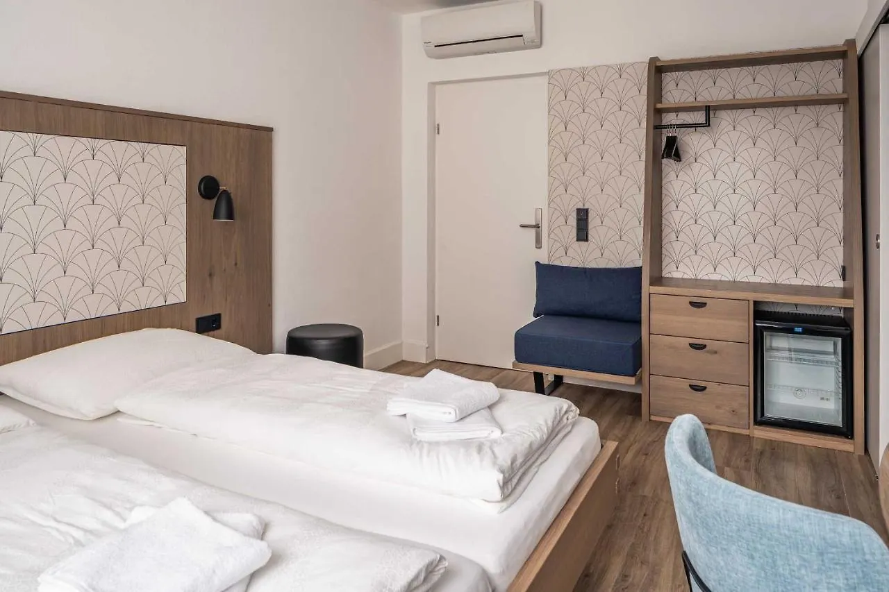Villa Floeckner Bed & Breakfast Σάλτσμπουργκ 0*,